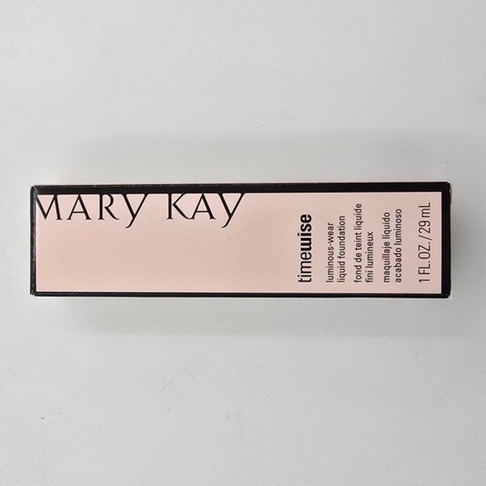 Mary Kay TimeWise Luminous-Wear Liquid Foundation Beige 6 Normal to Dry Skin 1oz